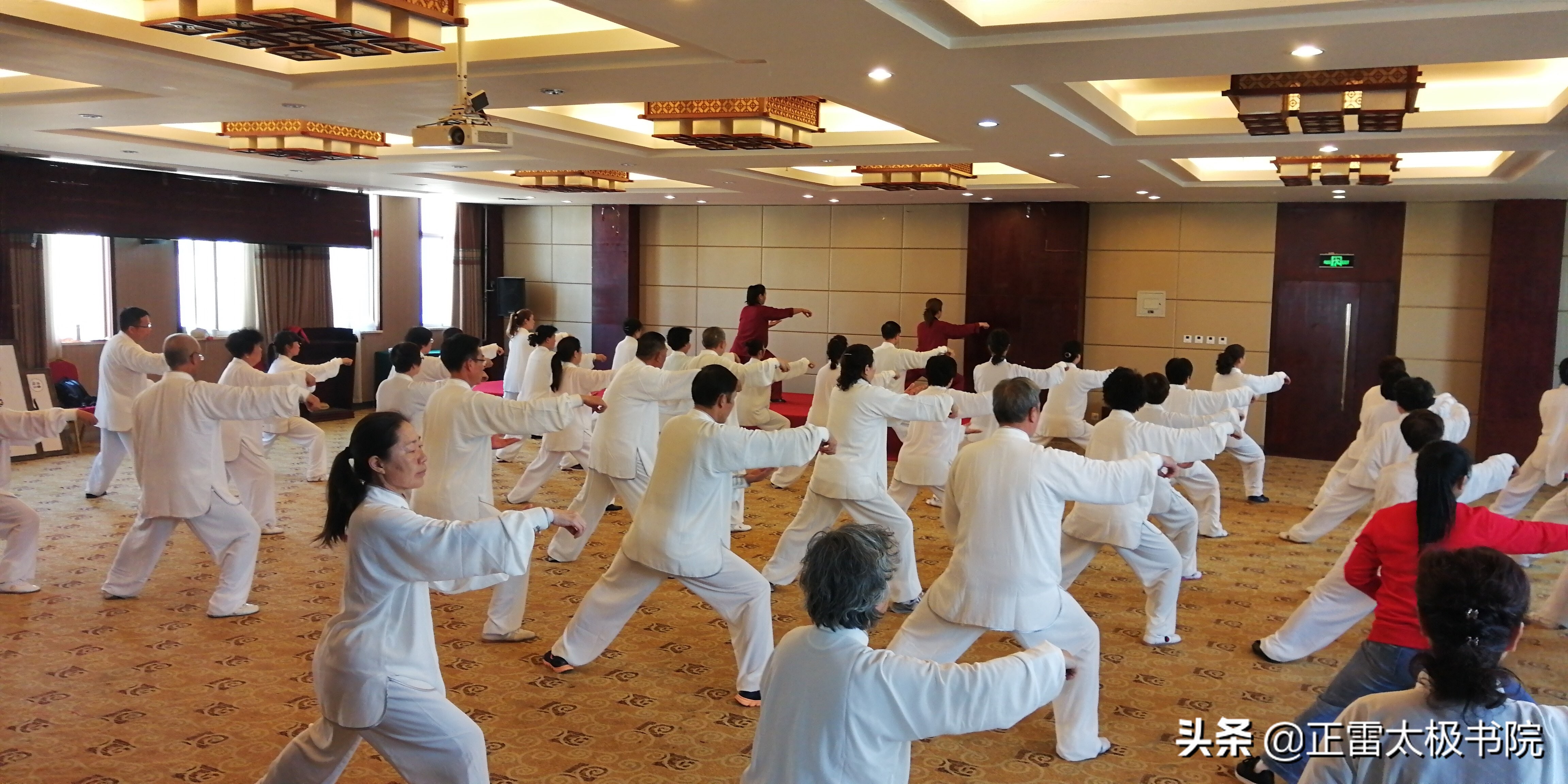 太极拳的开髋方法,太极拳开腰胯练习方法