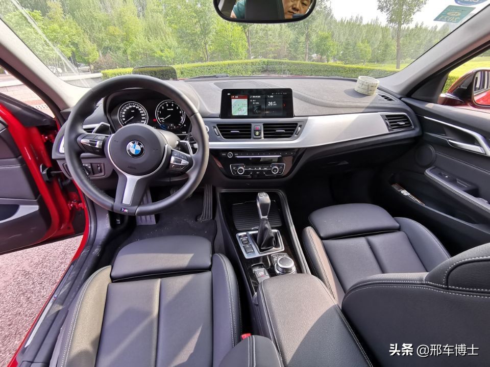别看Ta尺寸小，照样指哪打哪——邢车博士评测BMW120iM运动套装