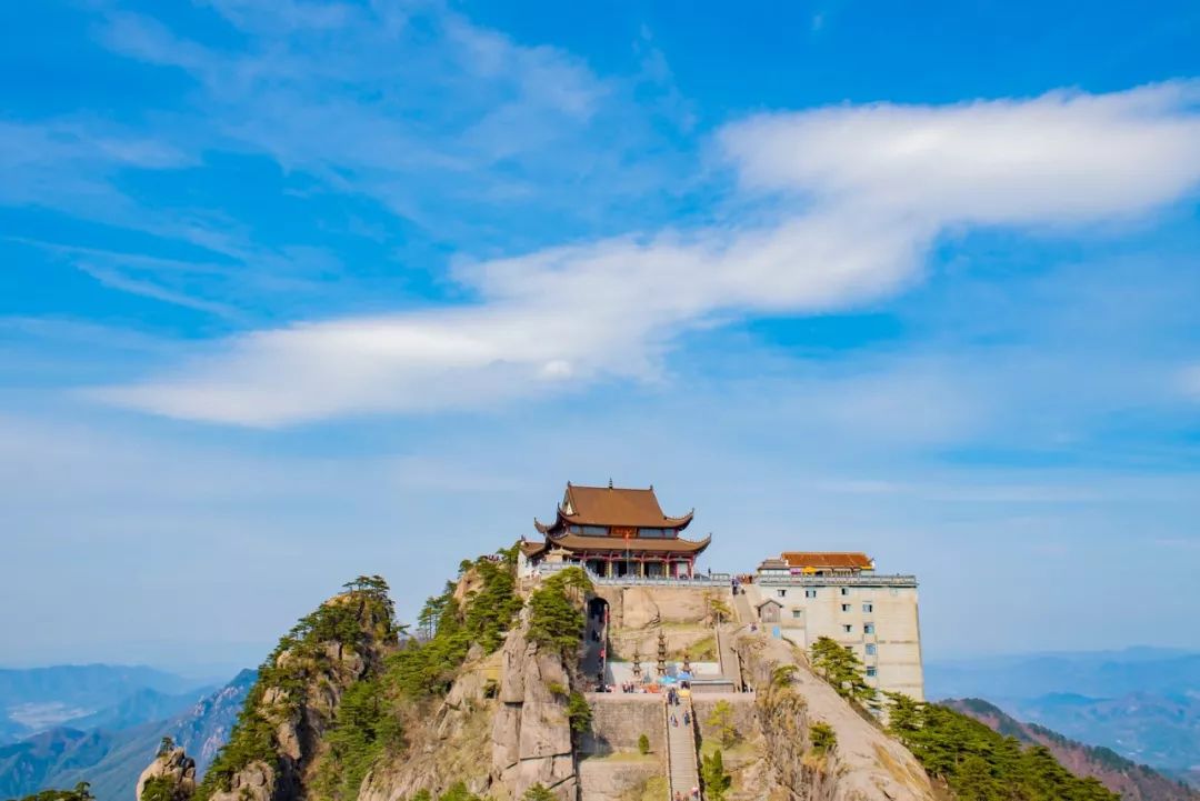 安徽省内旅游景点推荐自驾游,安徽的名胜古迹和旅游景点有哪些