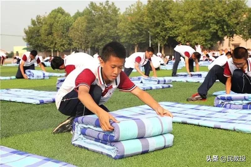 石家庄精英中学校长李金池纪录片,石家庄精英中学校长李金池被采访