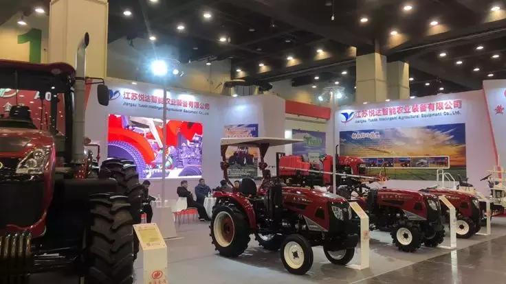 黄海金马农机大舞台话题,黄海金马拖拉机新车
