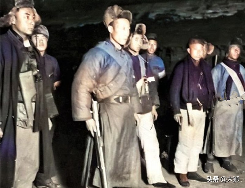 乱世英雄起四方沙家浜歌词,乱世英雄起四方是什么意思