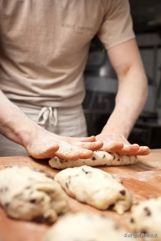 用手工面包店征服全世界，探秘Kayser的面包帝国，让*欲人**罢不能