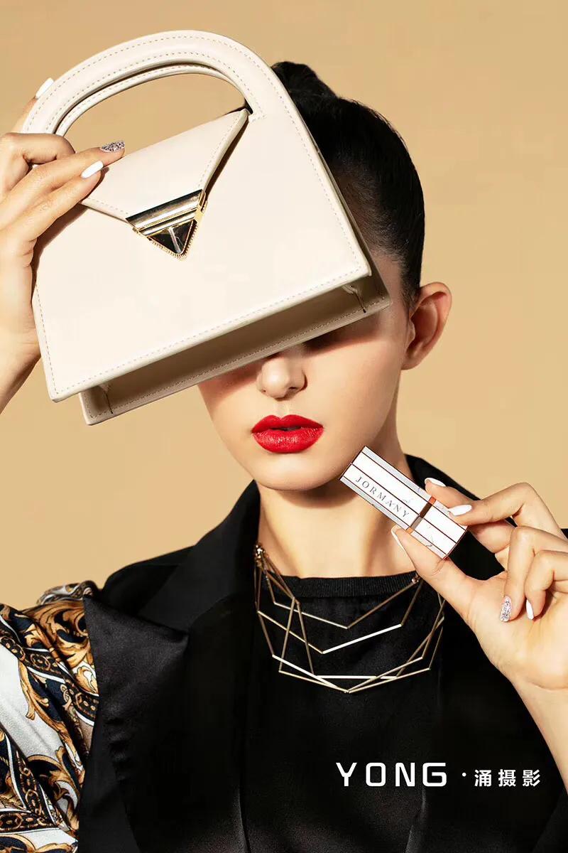 娑屾氮鎽勫奖,闈欑墿浜у搧鎷嶆憚涓诲浘