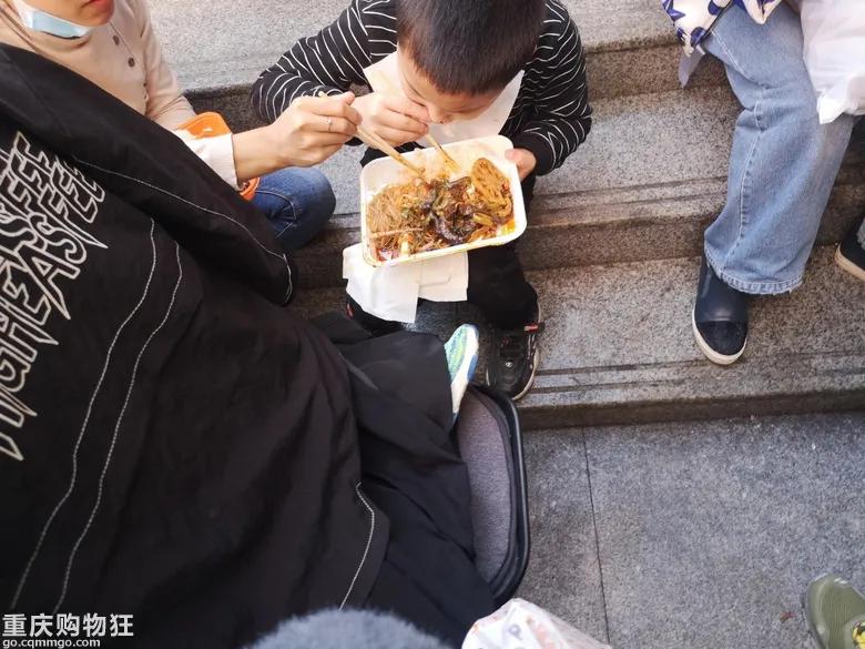 朝天门童装批发城在哪,重庆朝天门童装批发市场攻略