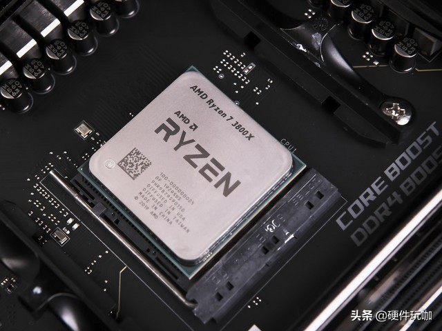 安装cpu没有盖板怎么对准方向,安装cpu没有双手操作