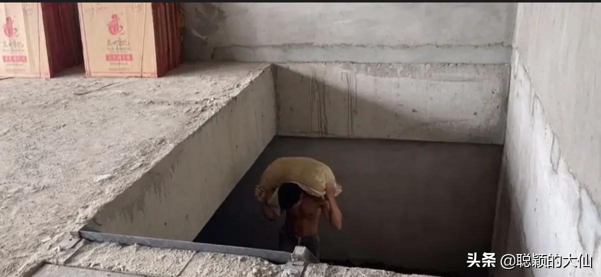 2元一袋沙子搬五楼,没有人愿意搬,现在的人不能吃苦?