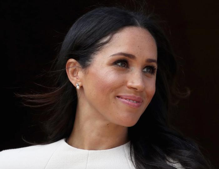 英国女王挚爱的皇室珠宝传奇,英国王室珍珠多层项链