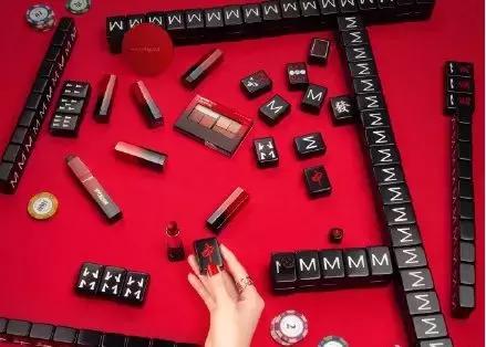 美宝莲限定口红,美宝莲买口红送的包