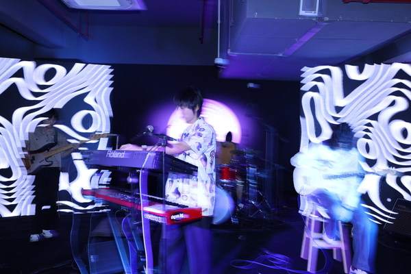 vans中国门店,vans中国第一家专卖店