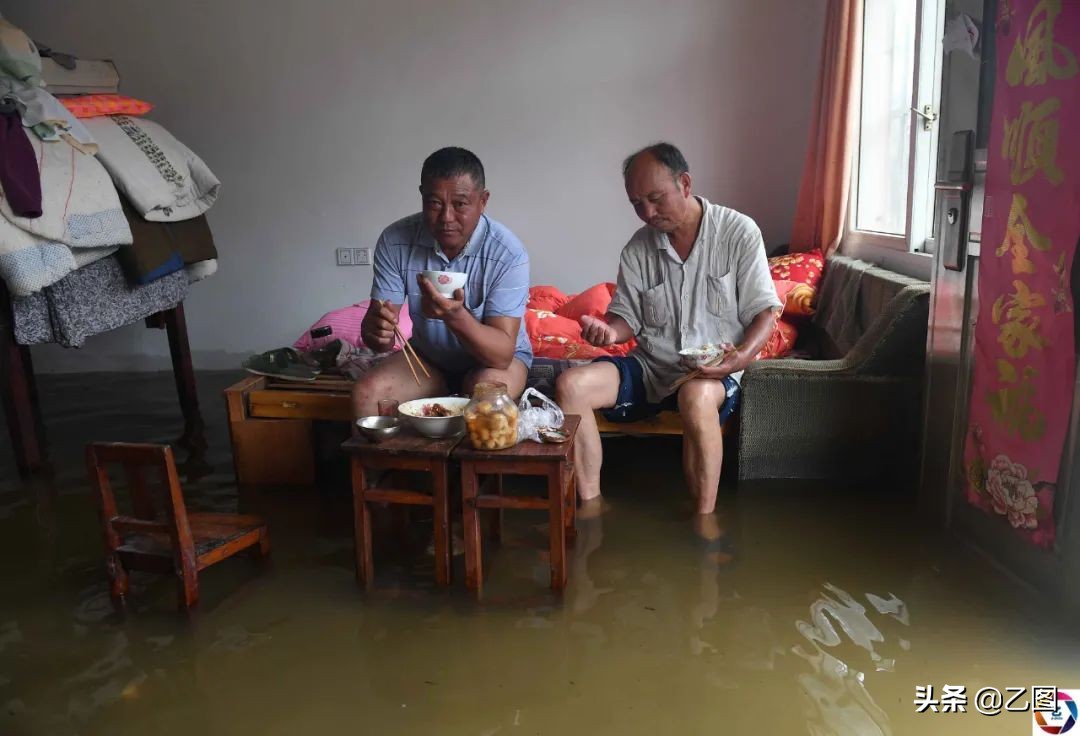 摄影师盘点2020年照片,摄影师们珍藏了50年的图