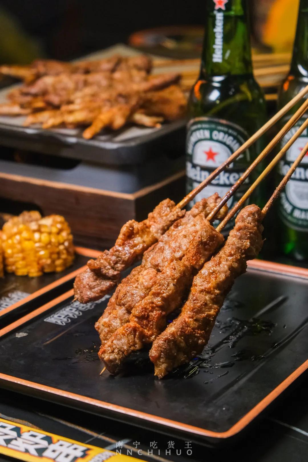 南宁夜宵炭火烤肉,南宁烧烤夜宵推荐