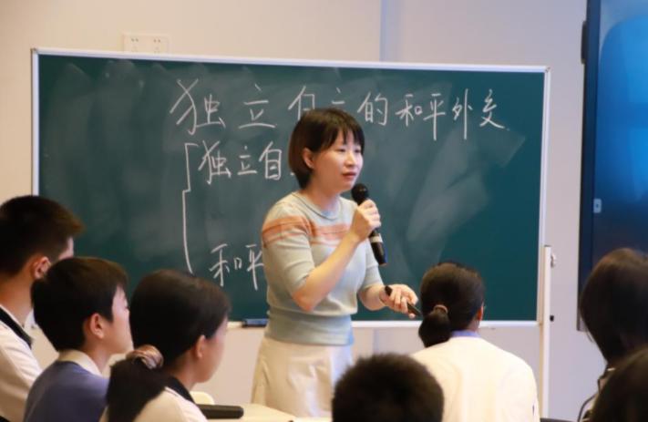 一张普通老师工资表流出,农村教师坐不住了,难怪竞争如此激烈