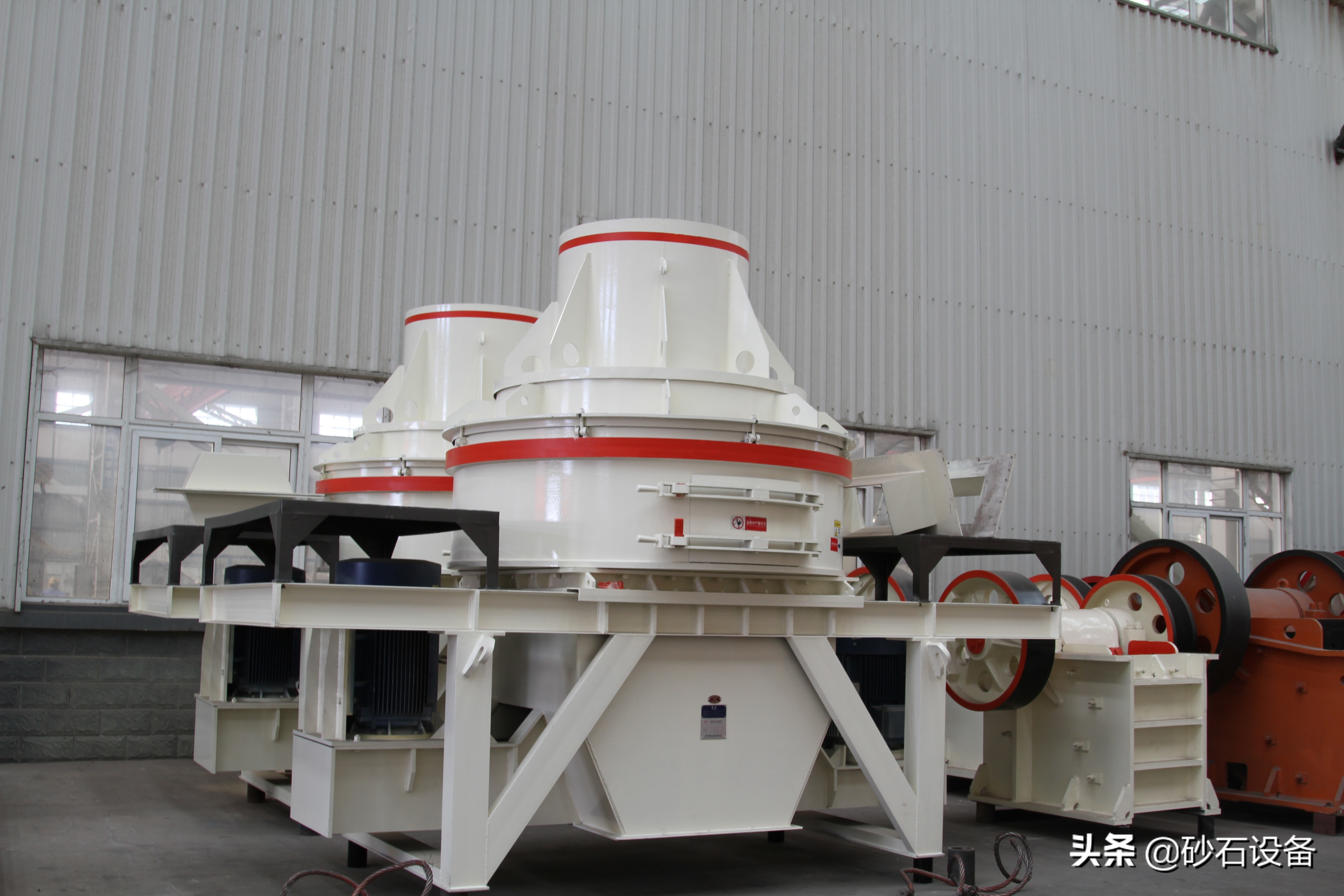 石子整形用什么机器好,破碎石子整形机