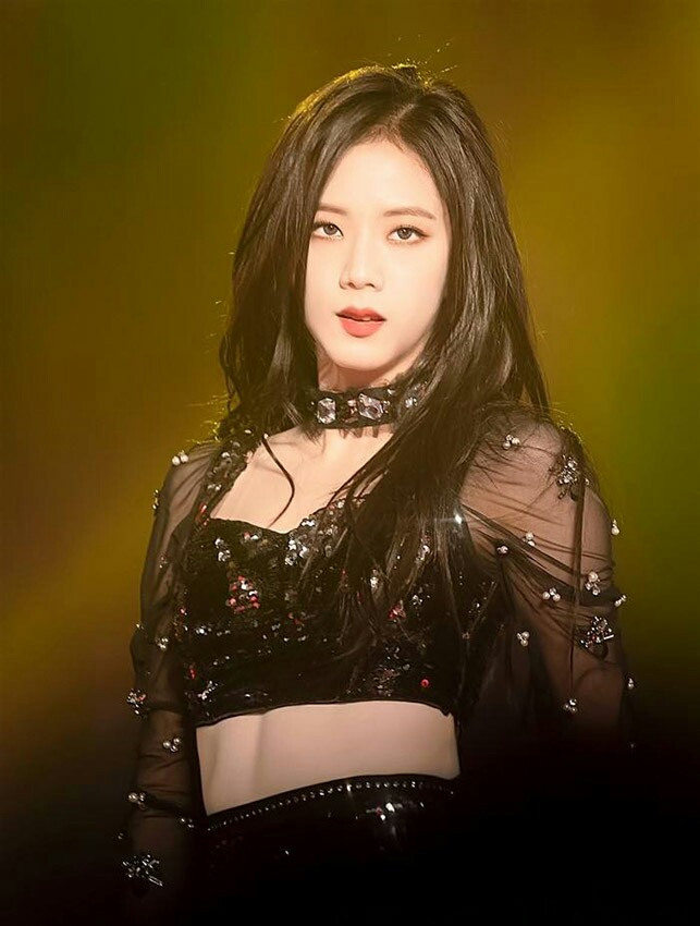 唐艺昕橘红色抹胸裙,唐艺昕粉红吊带裙