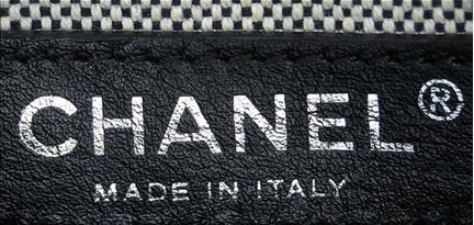 香奈儿19号包包真假,香奈儿鱼子酱包包真假