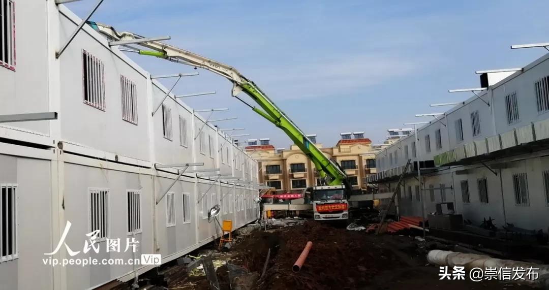 战疫泪目瞬间,战疫中的40个瞬间