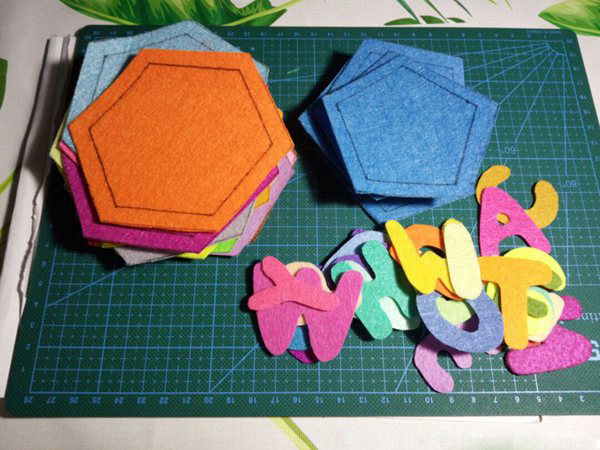 用布做足球的做法,手工足球的做法