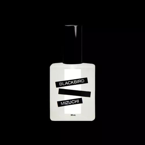 香水味道特别重,香水里有浓烈的味道