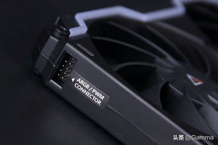 公认散热好的itx机箱,支持240水冷和RGB光控的itx机箱