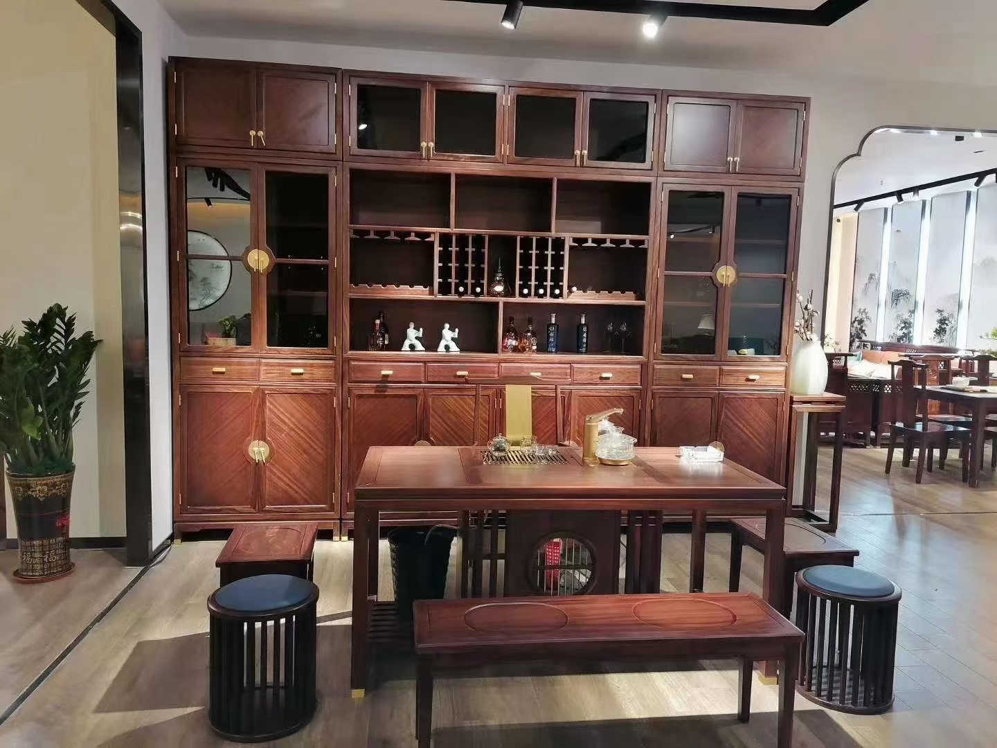 佛山实木家具工厂靠谱吗,佛山哪些实木家具工厂质量好