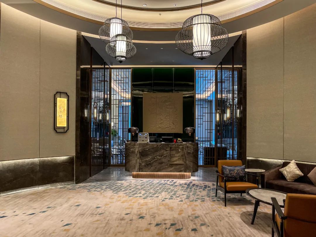 奥克斯皇冠假日酒店,奥克斯中心皇冠假日酒店自助餐