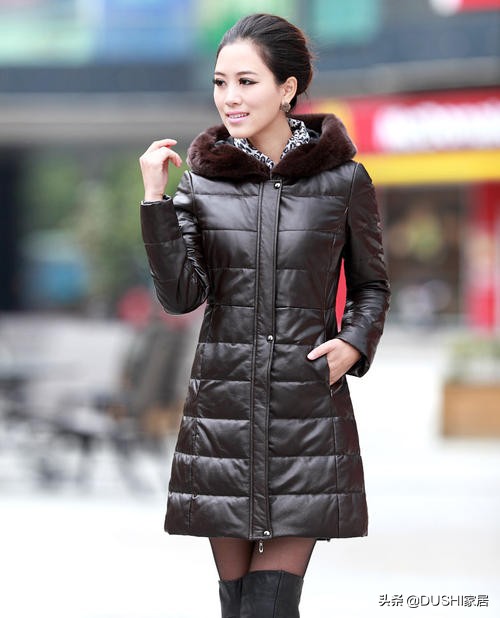 皮衣与羽绒服哪个牌子好,皮衣好看还是羽绒服好看