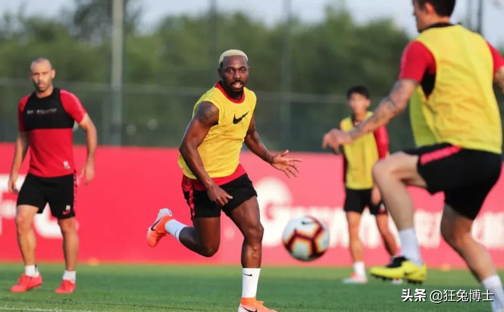 不吐不快:都有哪些外表看是黑人,实质已是“货真价实”中国人?