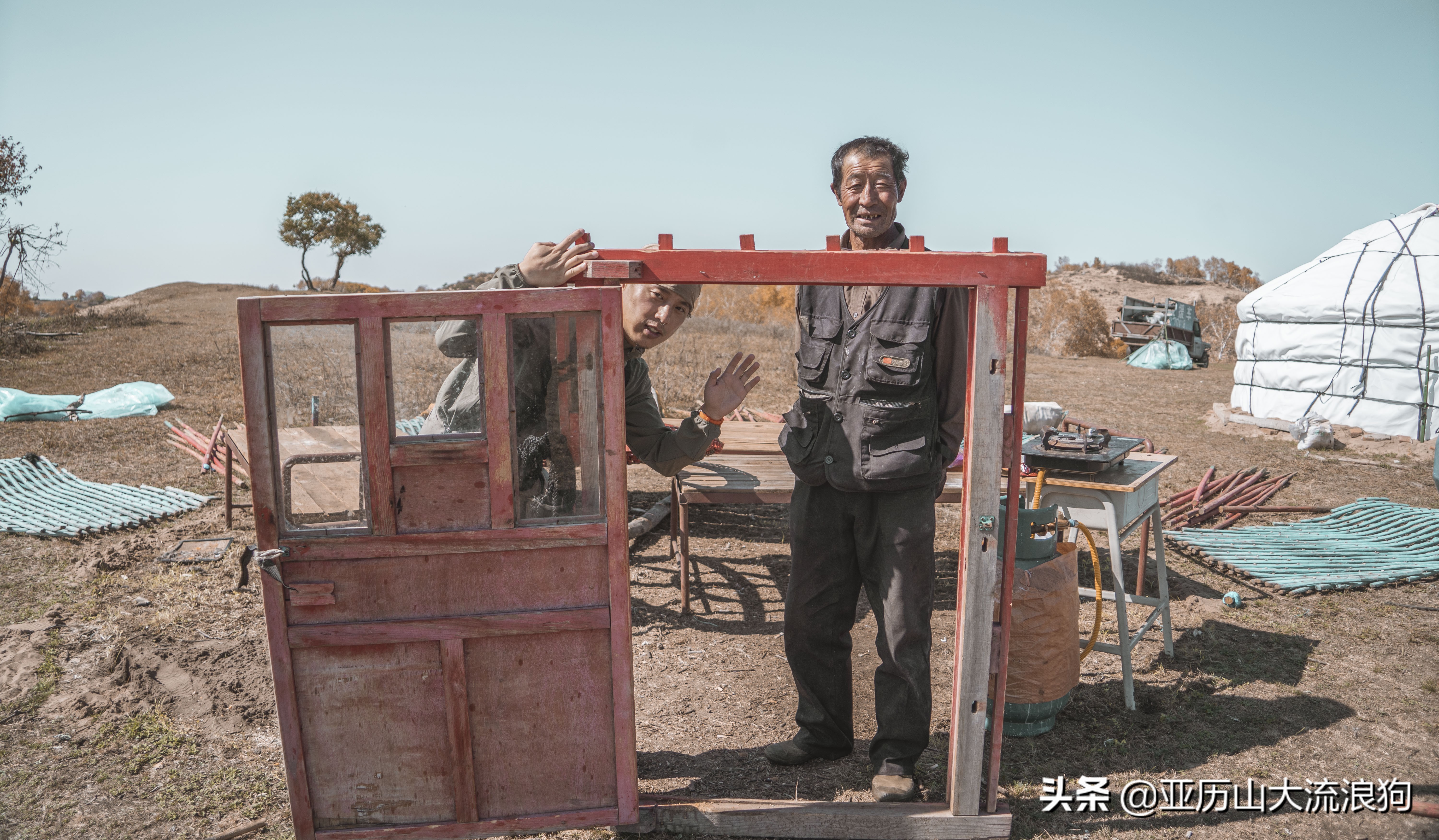 你那秋天来了吗？我这反正颜料泼了一地——内蒙古黄岗梁穿越之旅