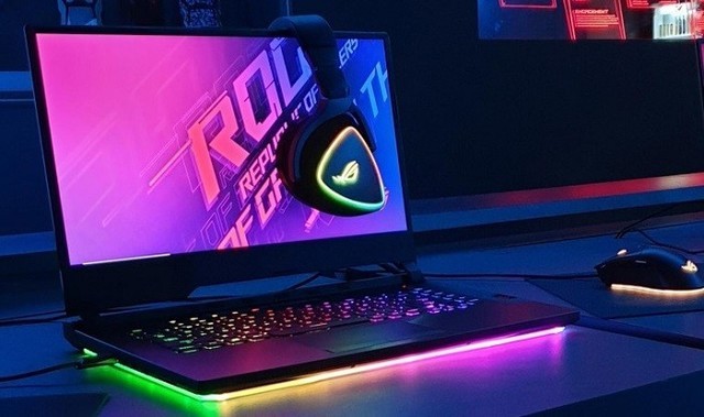 高色域和144hz的游戏笔记本,300hz顶级配置电竞游戏本