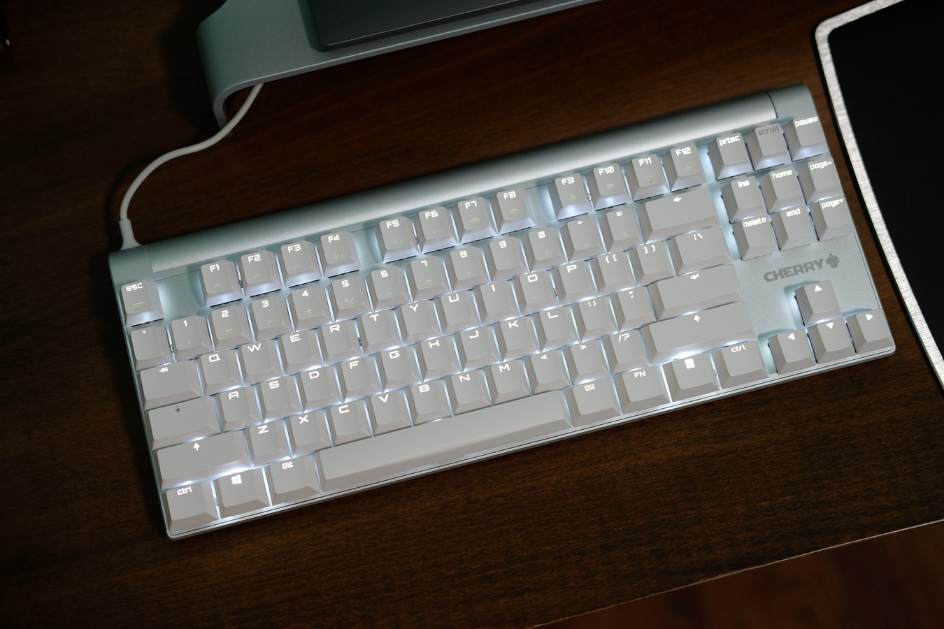 cherry妯辨mx8.0鏈烘閿洏绾㈣酱,cherry閿洏mx8.0浜屾墜