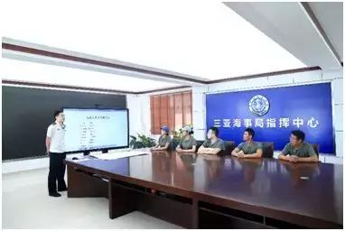 “火力家族”海事局初“入职”，高空跳水引爆荷尔蒙！