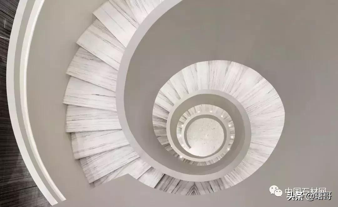 门店大理石楼梯效果图,轻奢大理石楼梯