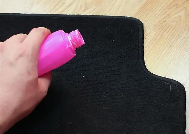 如何使用小苏打清洁,用小苏打怎么清洗车内的污渍