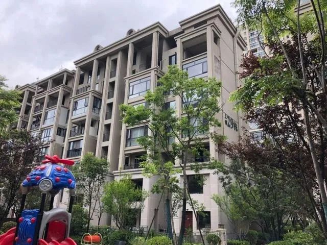 贵阳市观山湖区最新法拍房,观山湖法拍房价格