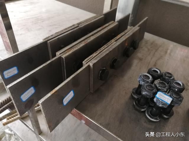 讲解钢结构厂房图,钢结构厂房基础施工动画演示