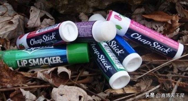 9种《护唇膏的另类用法》小小一支却能应用在许多地方