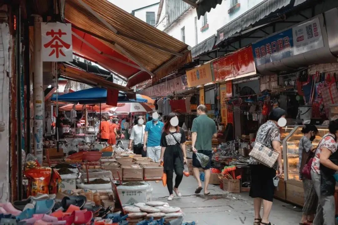 粤语中的“AAB”叠词，你认识哪一些？