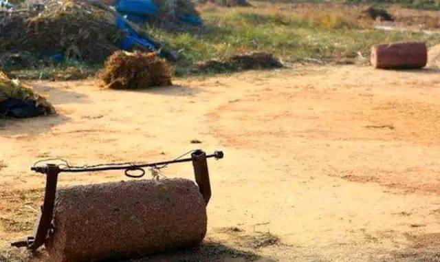 石磙、稻场、稻草垛