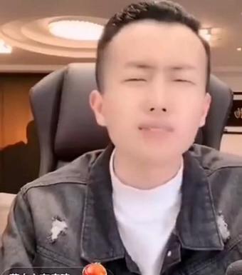 小辉刘大美连麦,小辉跟刘大美