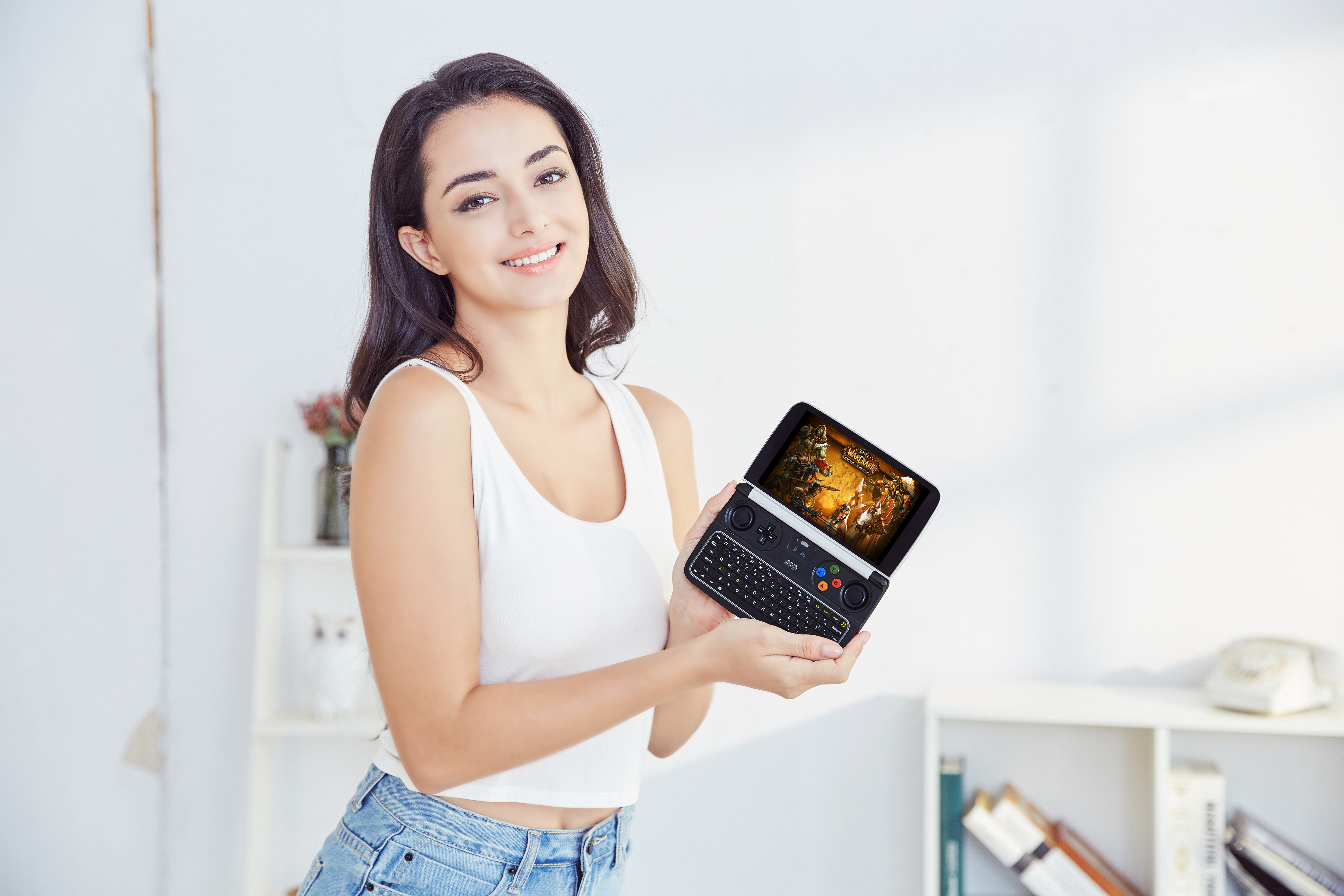 gpdwin2游戏掌机,gpdwin2掌机运行战神4