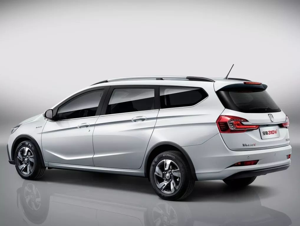 宝骏310w是不是旅行车,宝骏310w同价位的旅行车