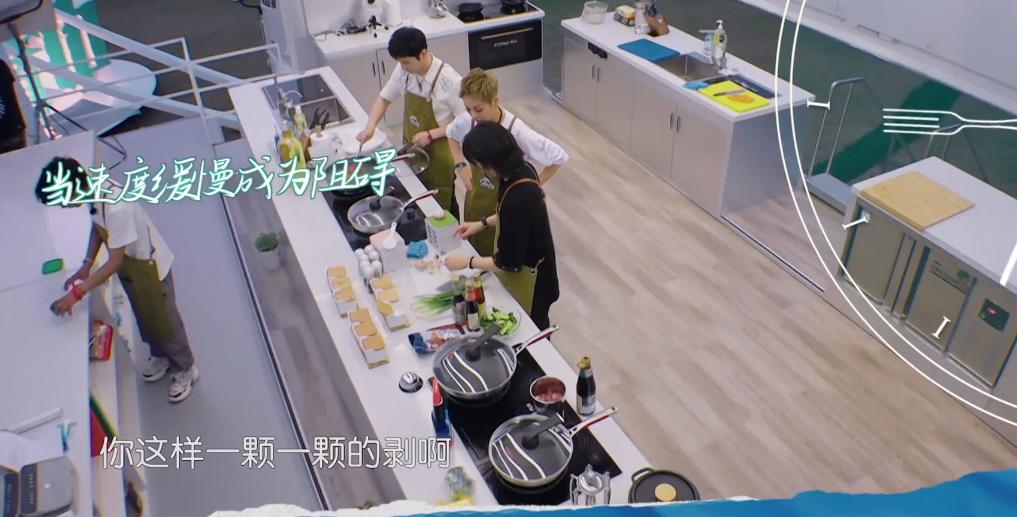 一季比一季难看？《中餐厅5》不靠谱，全员不会做饭，尴尬又无聊