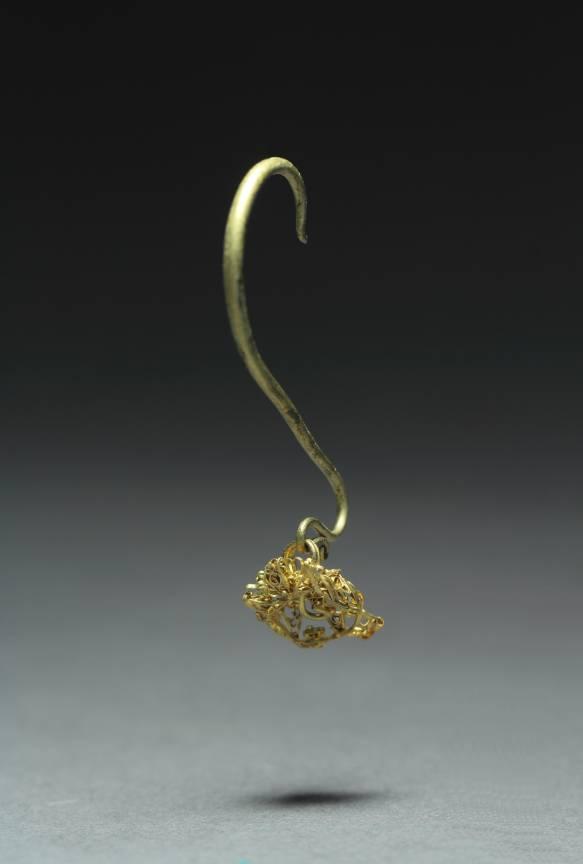 张献忠沉银遗址出土文物拍卖,张献忠沉银遗址挖出金印残件