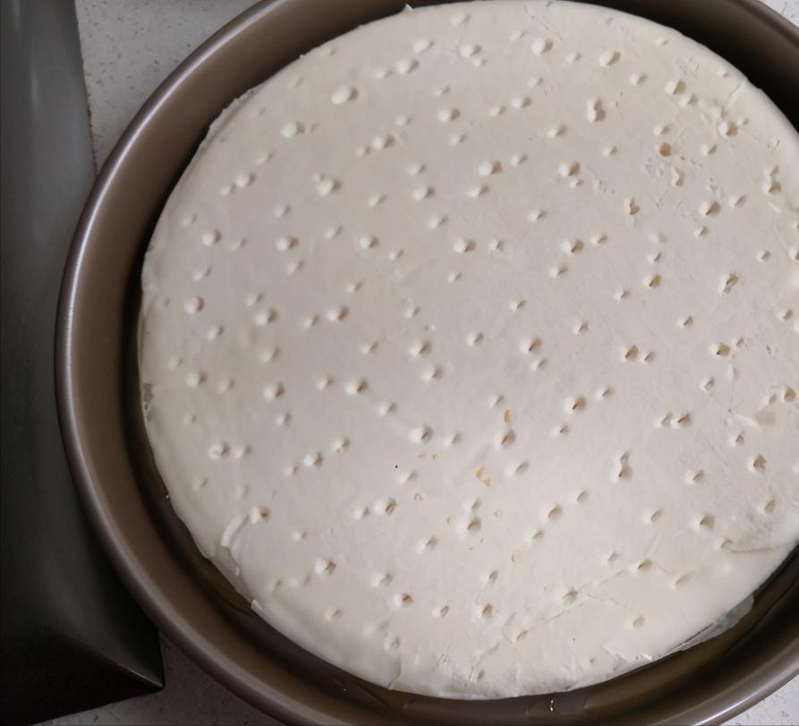 如何用六寸披萨做披萨,用披萨胚子做牛肉披萨