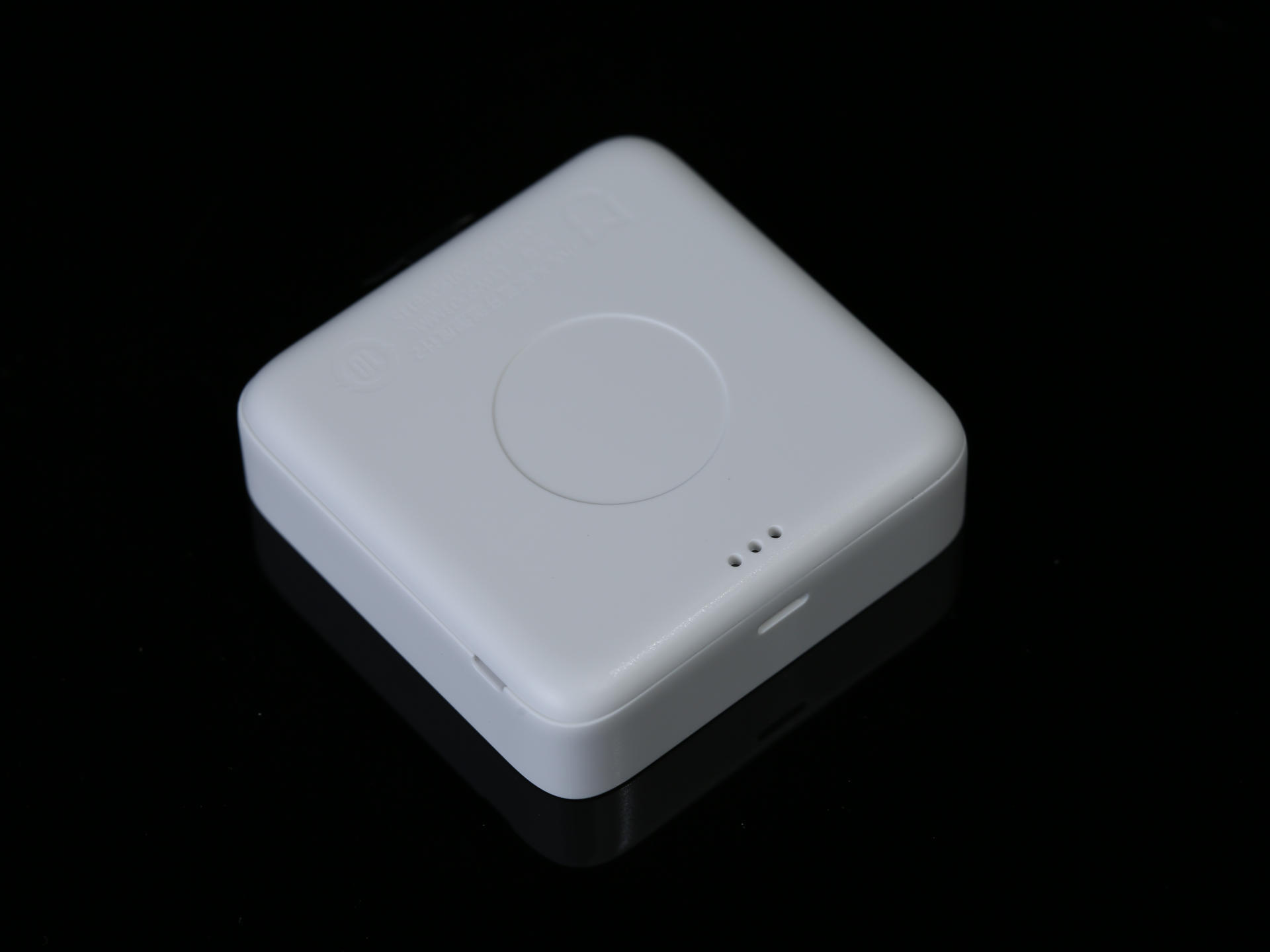 米家温度计测量鱼缸温度,小米米家温度计怎么换电池