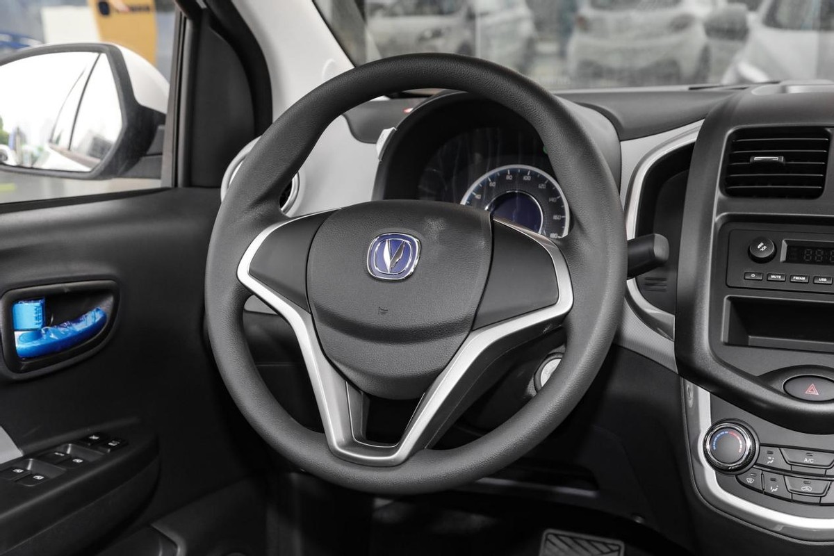 高速跑120公里可以吗,高速能跑1200公里