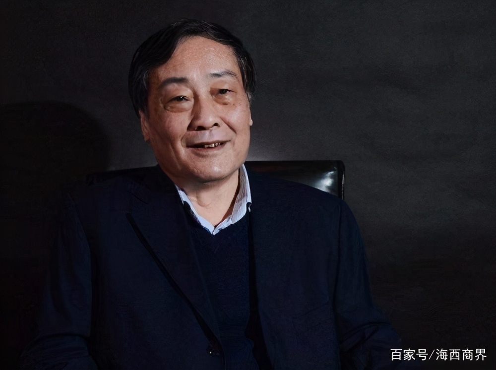 中国最高调神秘富豪悬赏缉凶!曾疯狂送钱,被称马云背后的男人