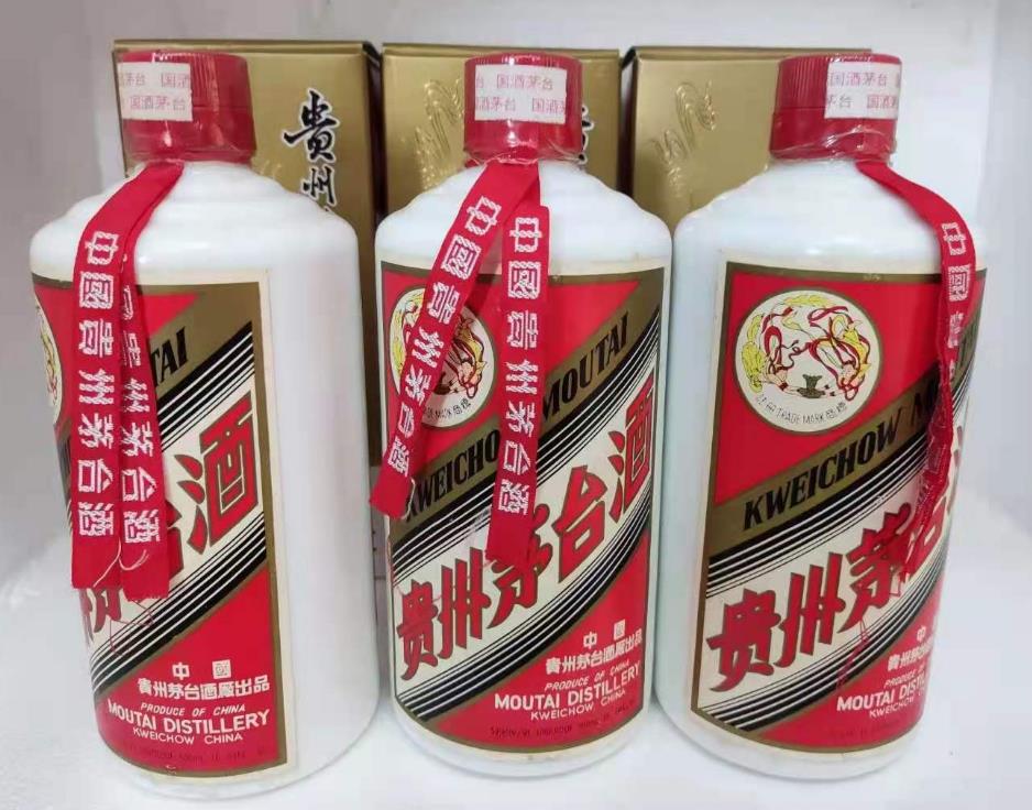 北上资金近200亿抢筹青睐行业龙头,北上资金逆市抢筹一类股备受青睐