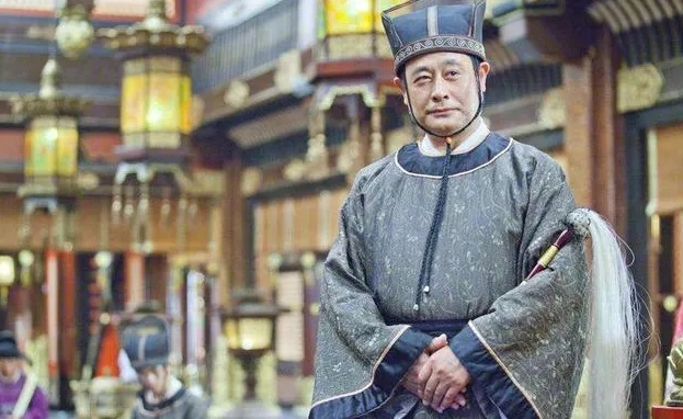 鱼朝恩:君臣共愤密缢杀